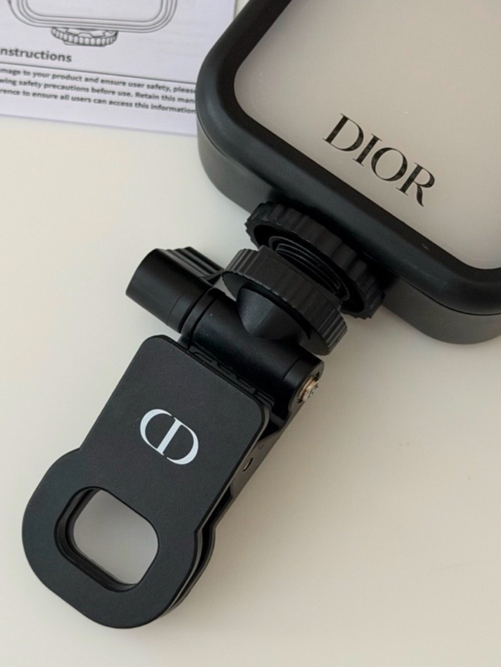 Dior Beauty Phone Light New Authentic - Picture 5 of 13